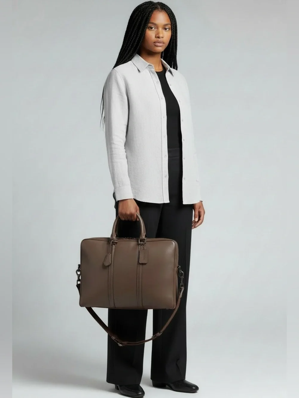 Coach Maple Glove-Tan Leather Briefcase Work Bag -Professional Style. Unisex.
